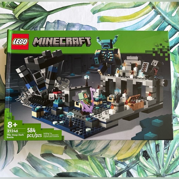 LEGO Minecraft The Deep Dark Battle Set NWT - Picture 9 of 11